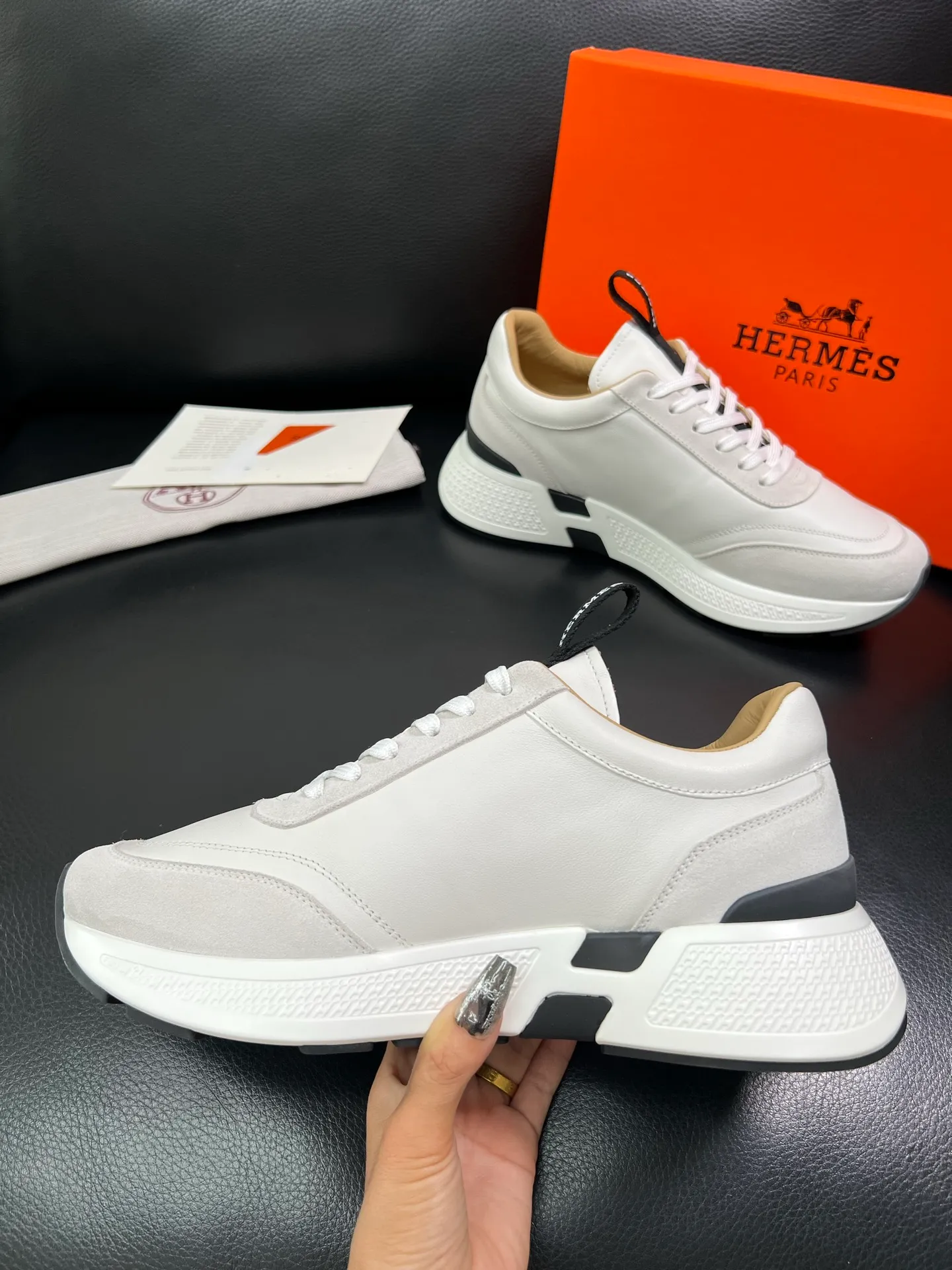 Men's men's shoes 💰840 Hermes top purchasing Hermes counter synchronization, original factory configuration, original cowhide fabric imported from Italy, high-quality splicing technology, fully imported water-dyed cowhide lining, soles: original factory special soles are super comfortable, original factory and single goods are high quality, welcome to compare and synchronize with counters, code number 39-44 (customized 38 45) 85863